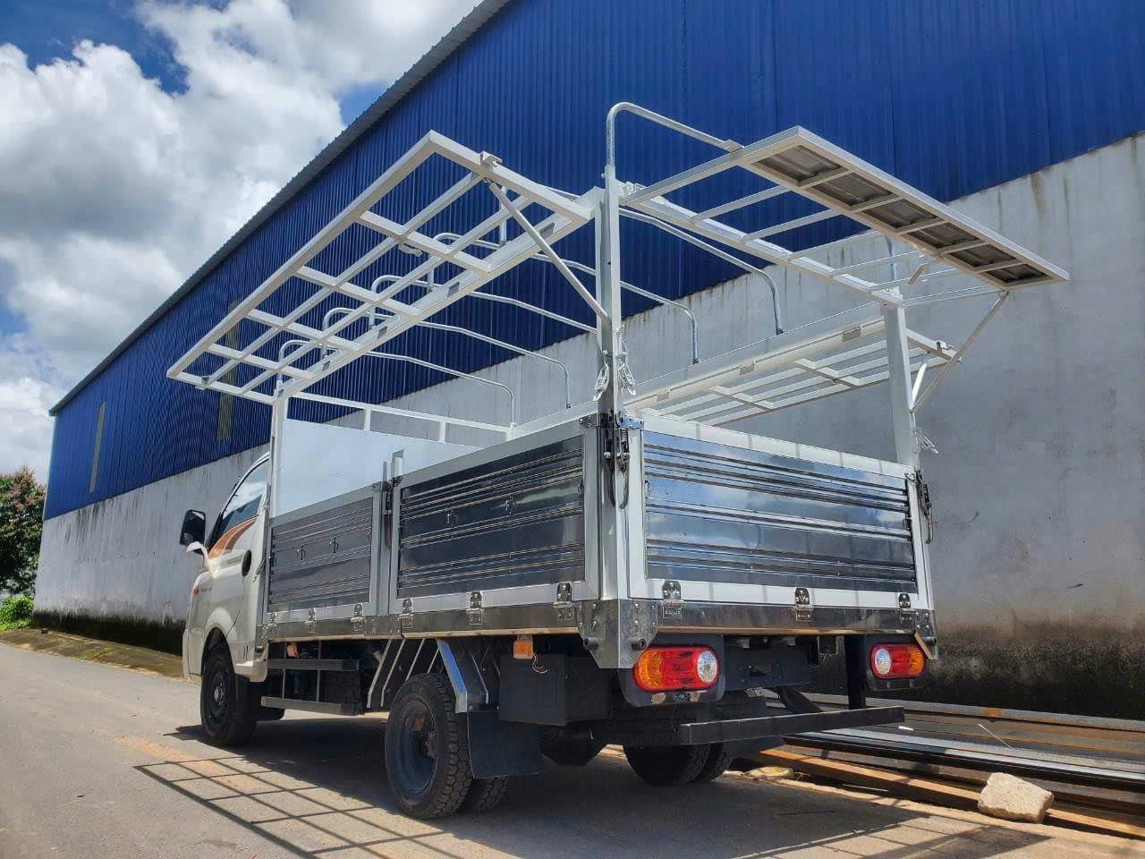 z6227581949803 d57bd48c604a6cf68270e9872fe8bd6f Hyundai Porter H150